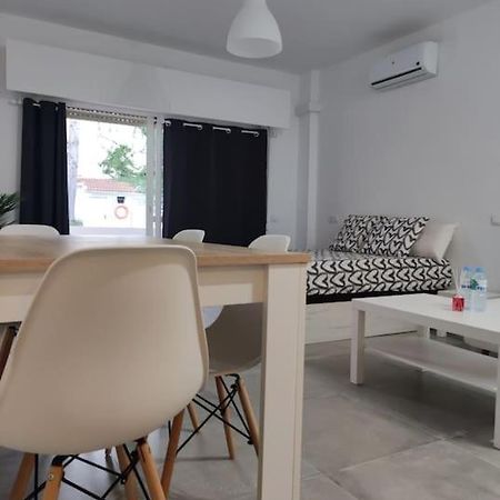 Apartamento Omega Ll Lägenhet Torremolinos Exteriör bild