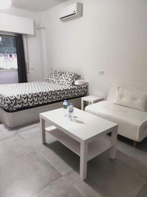 Apartamento Omega Ll Lägenhet Torremolinos Exteriör bild